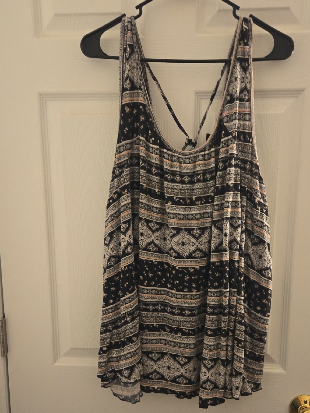 torrid Black and Cream Patterned Tank